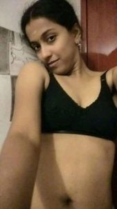 black-bra-hot