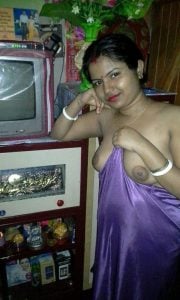 முந்தானை அவுத்து நின்றால்