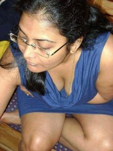 ஒளிந்து மறைந்து பார்த்தல்