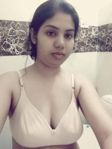 பாத்ரூமில் ஒரு செல்பி