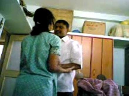 தம்பி பொண்டாட்டியை ஊம்ப வைத்து ஓக்கும் ஓல்படம்