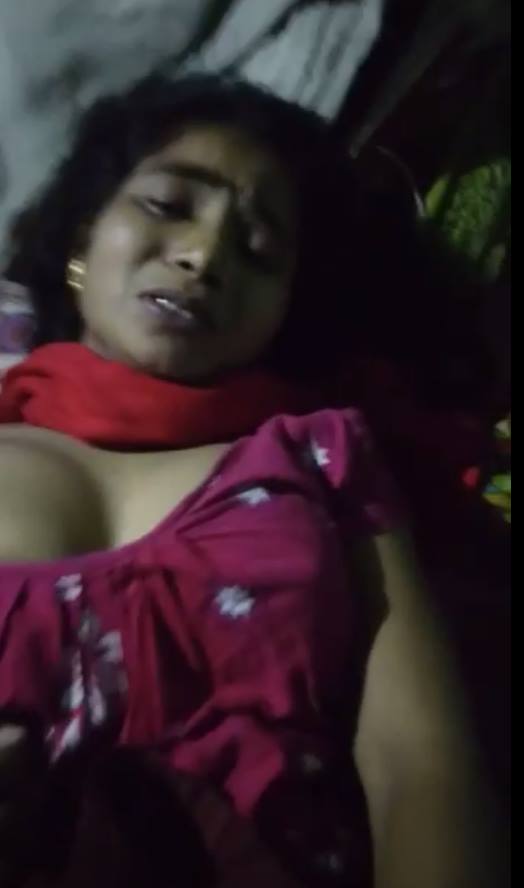 இரவு ஆடையில் மனைவி செக்ஸ்