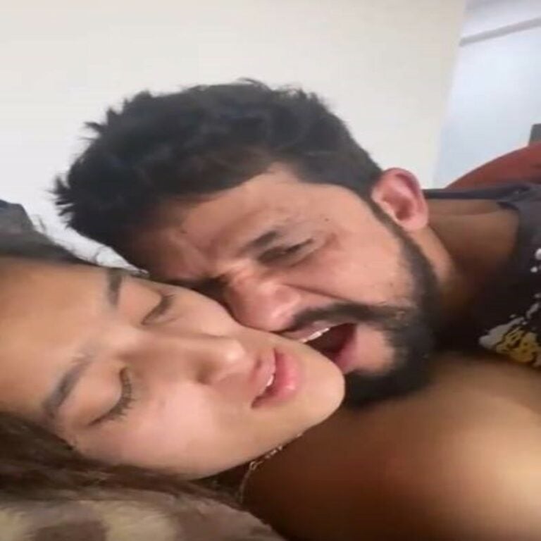 படுக்கையறை ஜோடிகள் செக்ஸ் ஆபாச வீடியோ