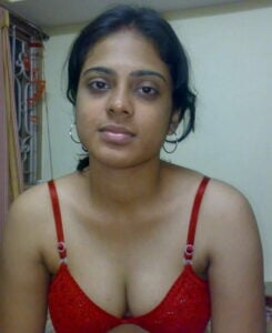 தமிழ் செக்ஸி பொண்ணு போட்டோ