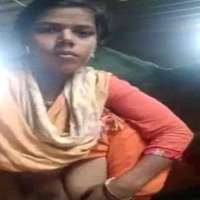 கிராமத்து காலேஜ் மங்கை முடி நிறைந்த புண்டை
