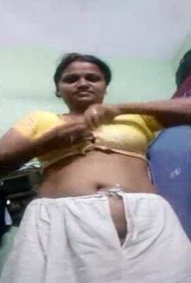 நாட்டுக்கட்டை ஆண்டியின் நிர்வாண வீடியோ