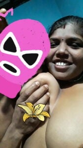 வெட்கம் கொண்ட அக்கா முலைகள்