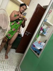 தமிழ் மனைவி போட்டோ