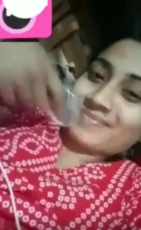 ரகசிய வீடியோ கால் ஆபாச காமப்படம்