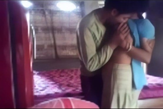 ரகசிய கேமராவில் மனைவி தேவிடியா என்று அறிந்தேன்