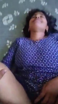 பிரின்சிபால் ரூமினில் லேடி டீச்சர் சூடான செக்ஸ் படம்