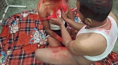 புகைபிடிக்கும் தேவிடியா ஹோலி கொண்டாட்டத்தில் ஓழ்