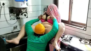 கிட்சன் ரூம் பூப்ஸ் செக்ஸ்