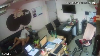 ஆபீஸ் இன்டெர்வியூ முடிச்சிட்டு சோபாவில் செக்ஸ் செய்தேன்