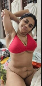தமிழ் லேடி ப்ரா போட்டோ