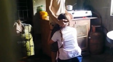 18வயது டீனேஜ் விர்ஜின் தங்கை கிட்சன் ரூம் செக்ஸ்