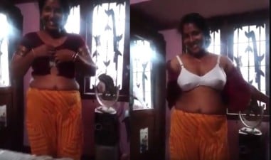 தர்மபுரி மனைவி ஜாக்கெட் கழற்றி ஆபாச படம்