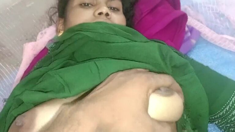 தூக்க கலக்கத்தில் க்ரீன் சுடிதார் பெண் காண்டம் செக்ஸ்