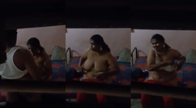 லோக்கல் அங்கிள் பஜ்ஜிக்கடைக்கார ஆன்டி ரகசிய உறவு