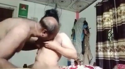 35வயது மருமகள் 55வயது கிழட்டு மாமனார் ஓழ் ஆட்டம்