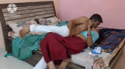 45வயது கிழட்டு முதலாளி வேலைக்காரி இளைய மகளுடன் ஒழு